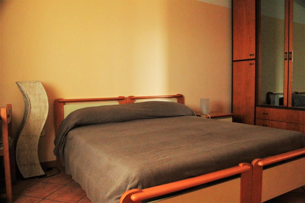 Mansarda Fiorita Bed & Breakfast Abatemarco Exterior photo