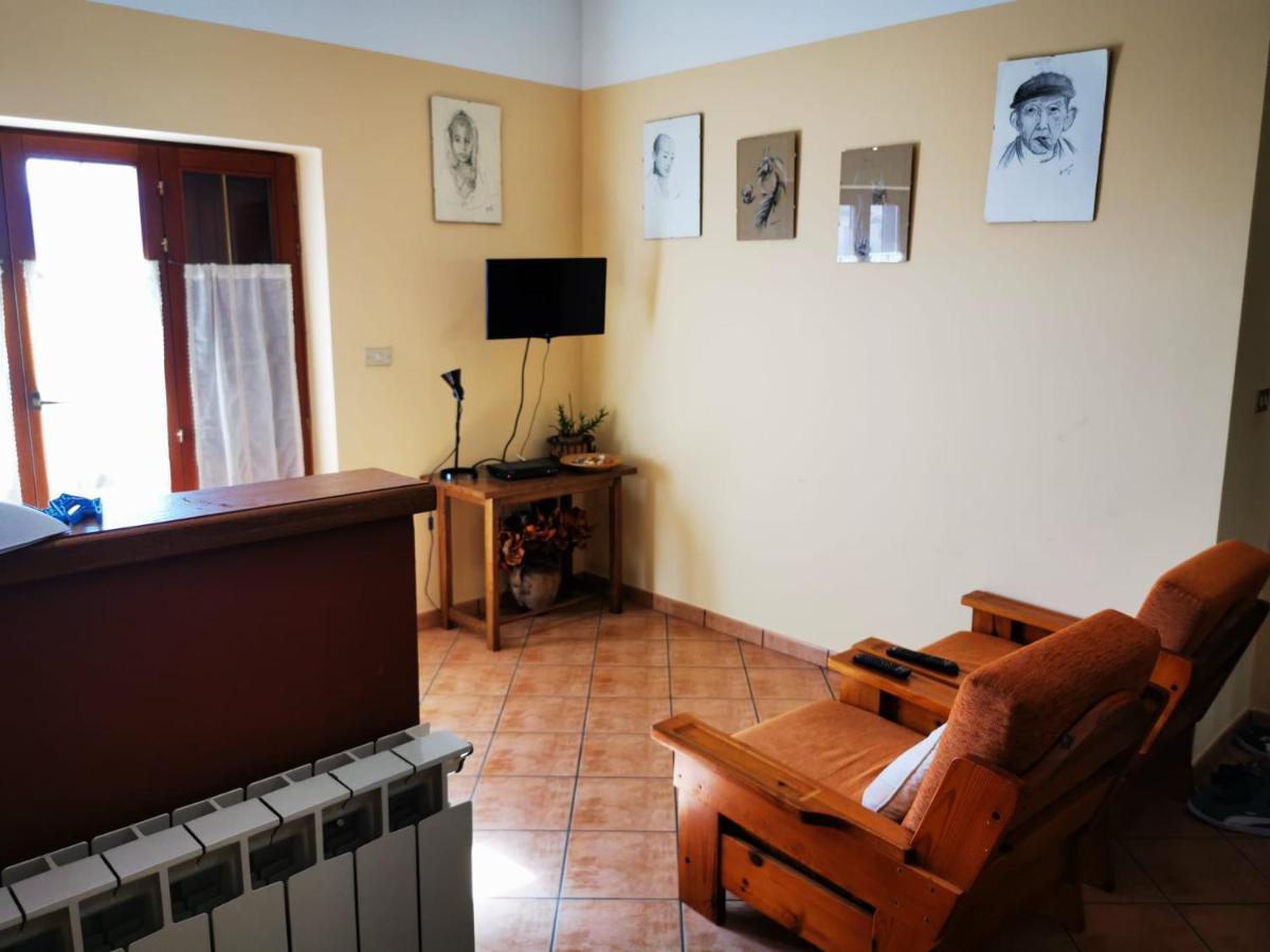 Mansarda Fiorita Bed & Breakfast Abatemarco Exterior photo