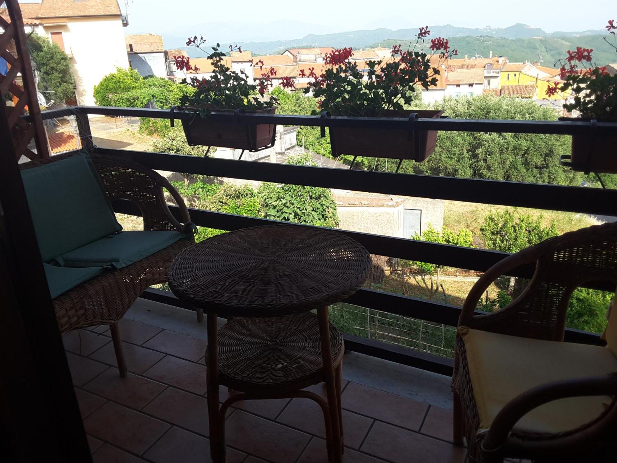 Mansarda Fiorita Bed & Breakfast Abatemarco Exterior photo